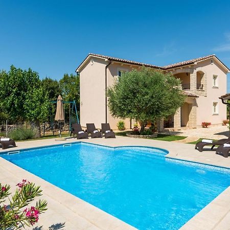 Beautiful Villa Natura With Pool In Labin Exterior photo