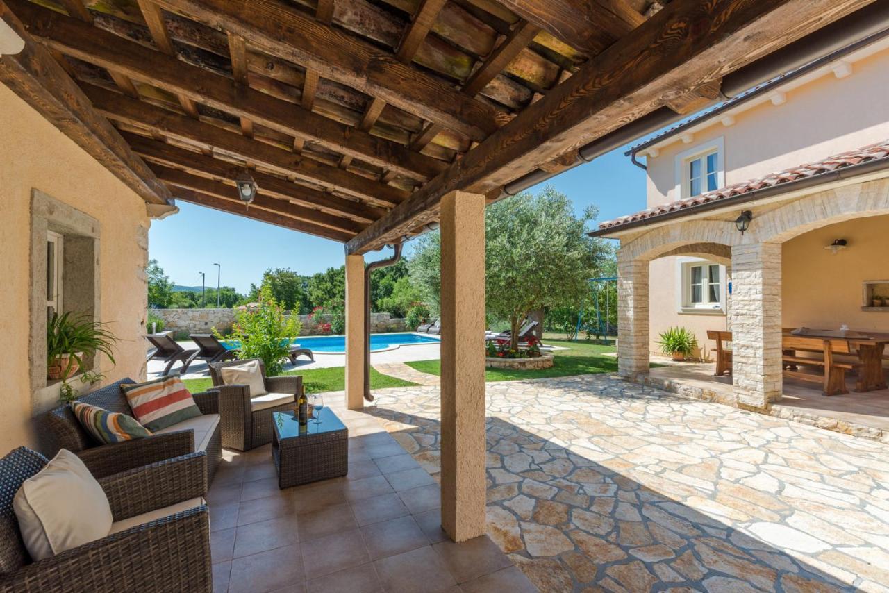 Beautiful Villa Natura With Pool In Labin Exterior photo