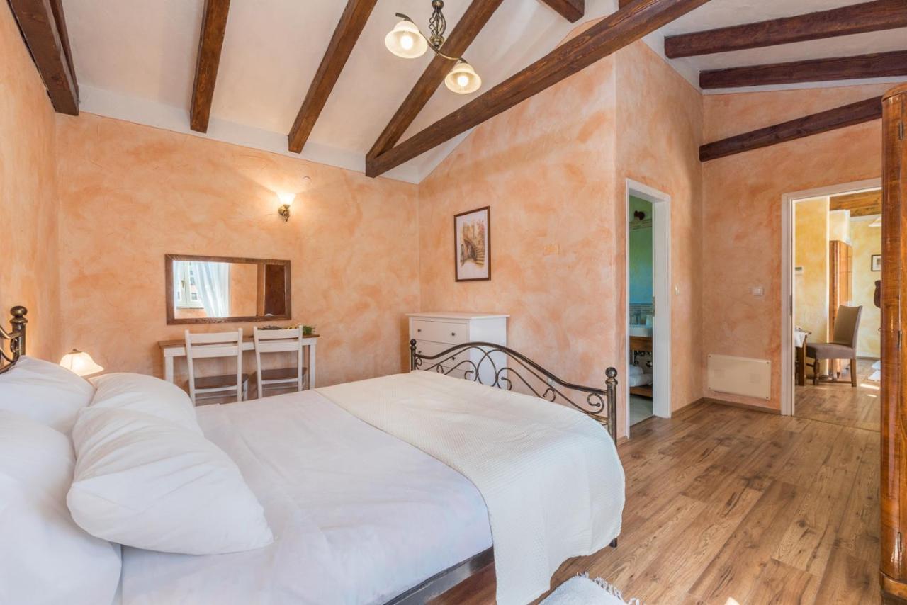 Beautiful Villa Natura With Pool In Labin Exterior photo