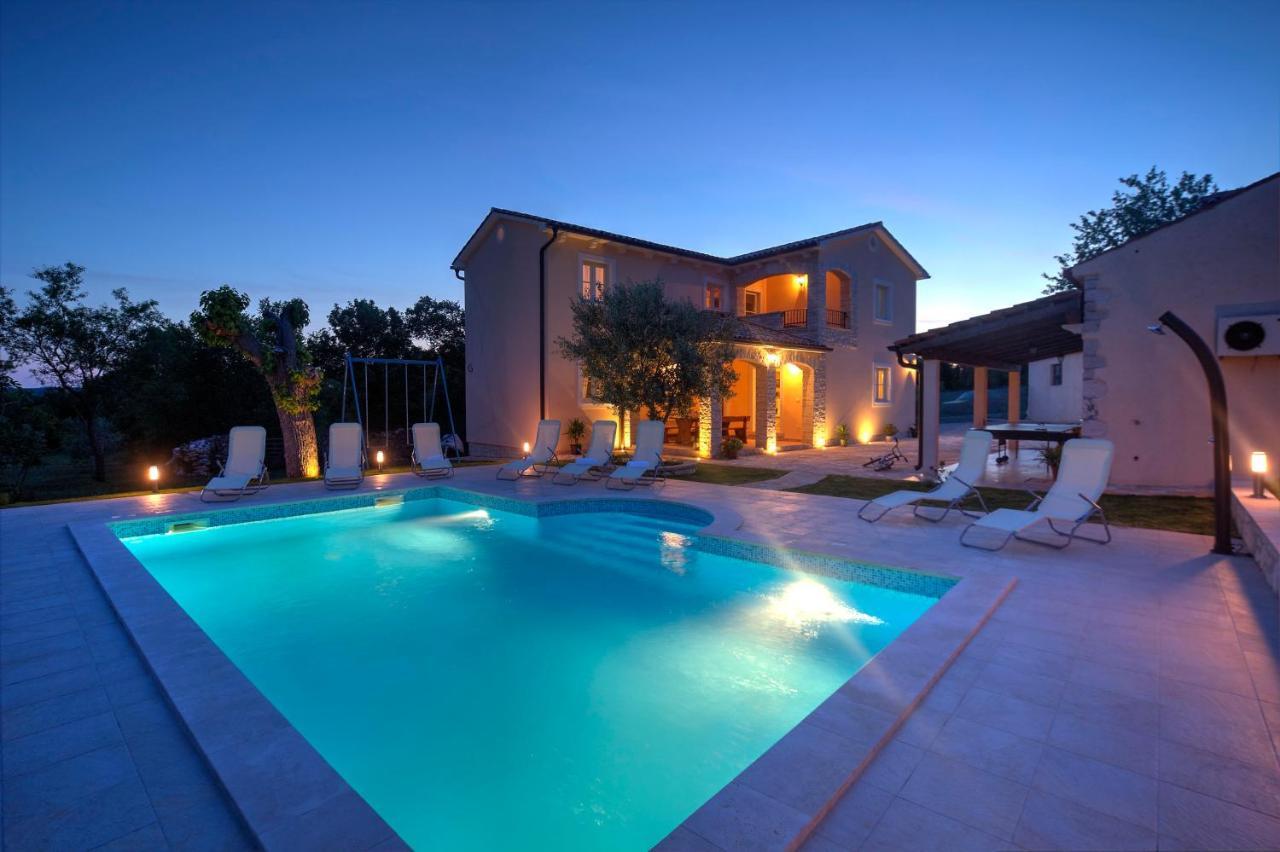 Beautiful Villa Natura With Pool In Labin Exterior photo